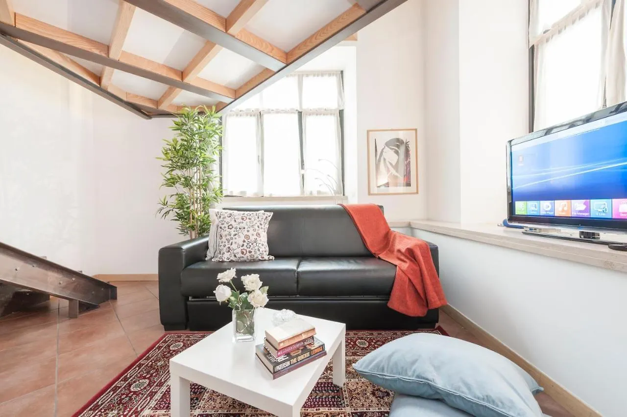 Inviting 3-Bed Apartment In Roma 4Mins To Colosseo  Rome